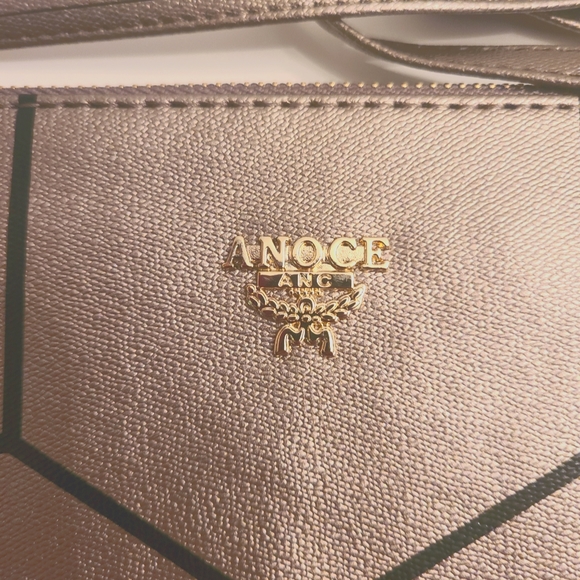 New Purse faux leather - Picture 7 of 8